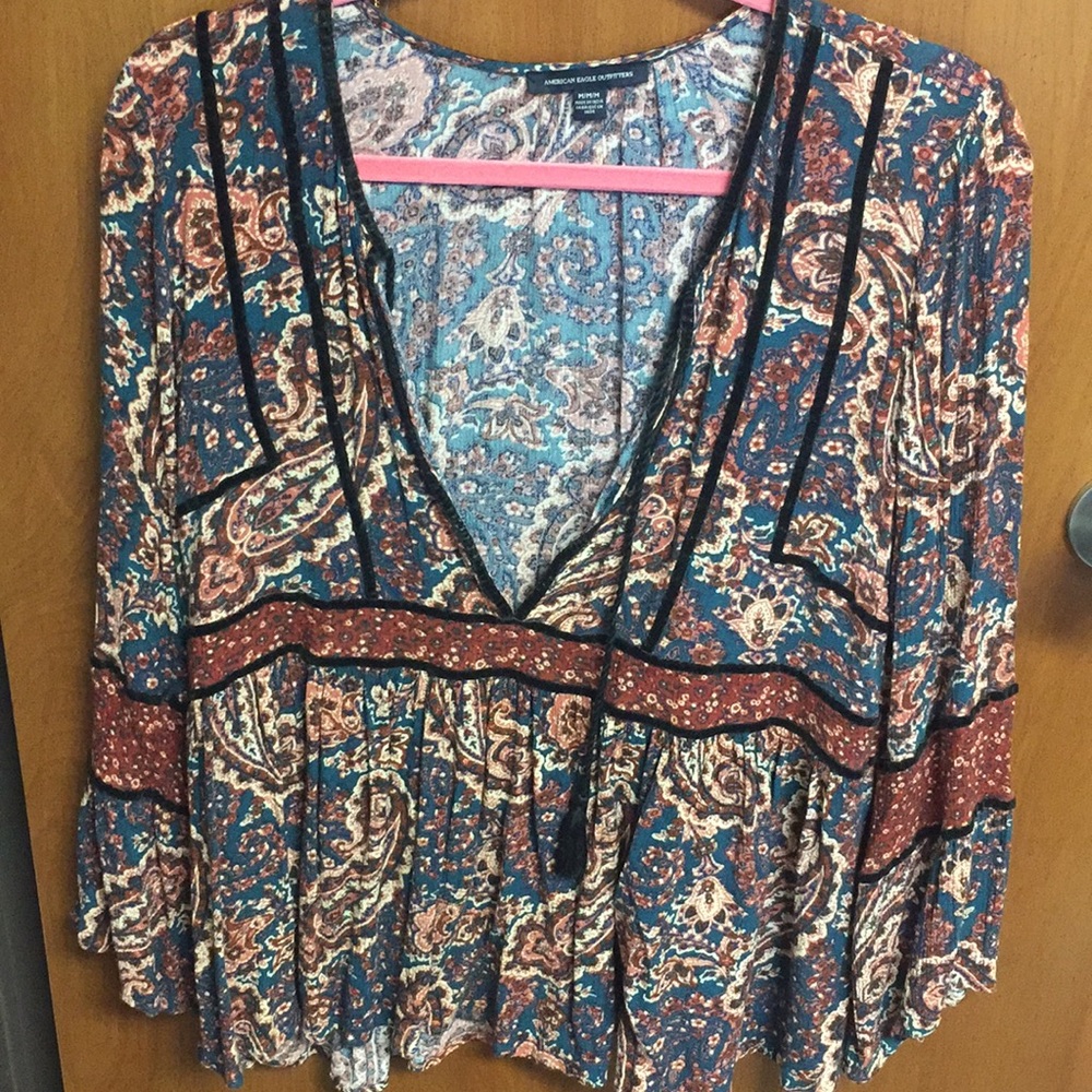 American eagle floral and paisley blouse